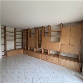 Abbildung: Wohnwand massiv Holz Eiche von Hülsta 